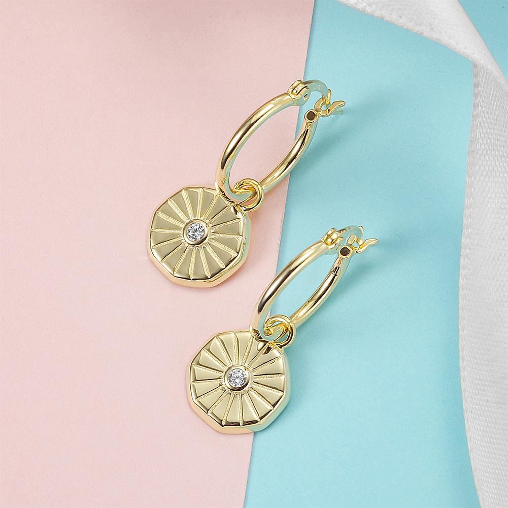 Sol Sunburst Huggie Earrings
