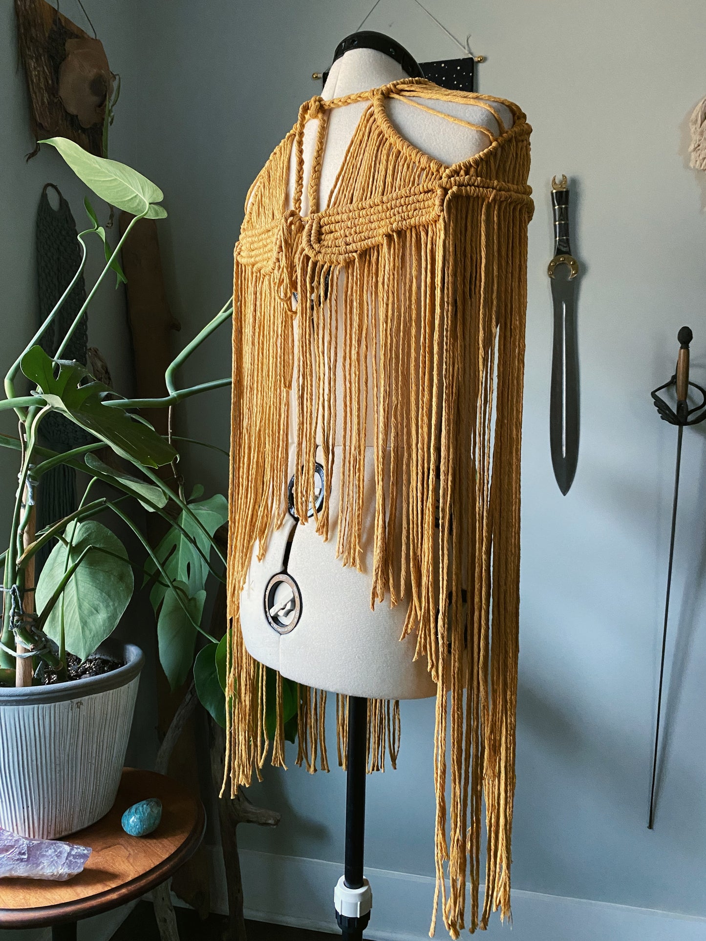 Nike Winged Victory Capelette