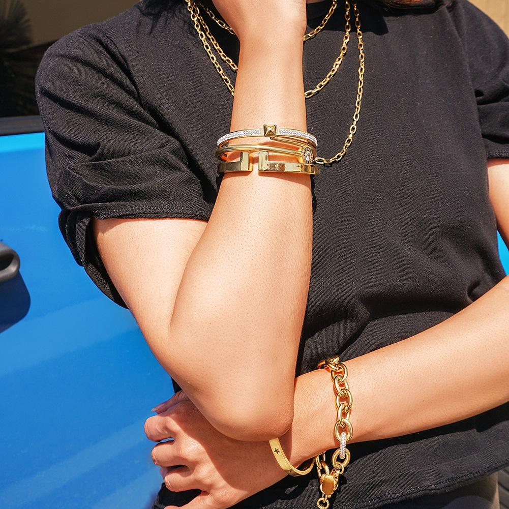 Bellona Crossover Bangle