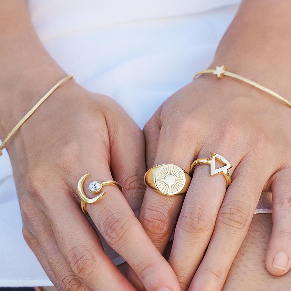 Hera Halo Ring
