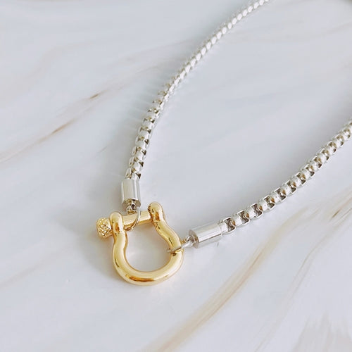 Venus Box Chain Necklace