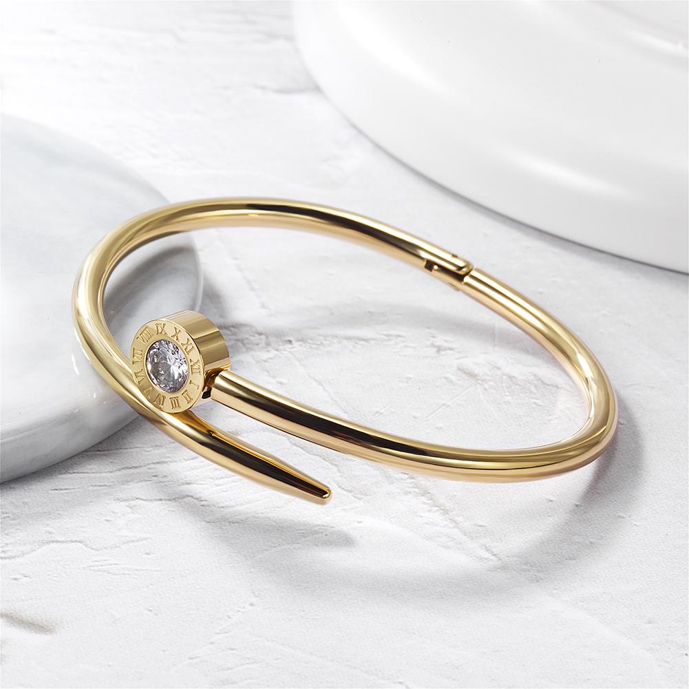 Bellona Crossover Bangle