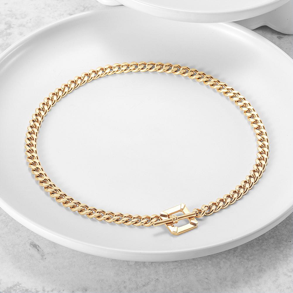 Juno Toggle Chain Necklace