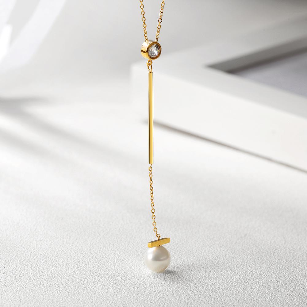 Doris Pearl Bar Necklace